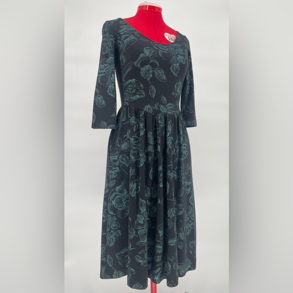 Vintage Timely Trends 3/4 Sleeve Black Floral Fit & Flare Dress - Picture 3 of 14